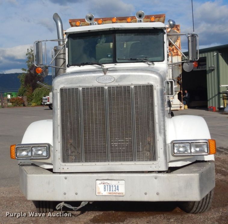 image for item DM5287 1994 Peterbilt 378  dump truck