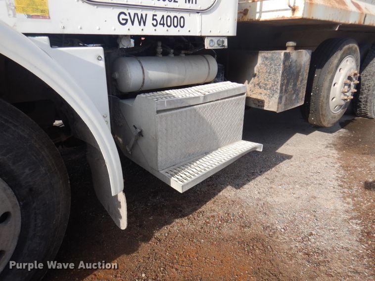 image for item DM5287 1994 Peterbilt 378  dump truck