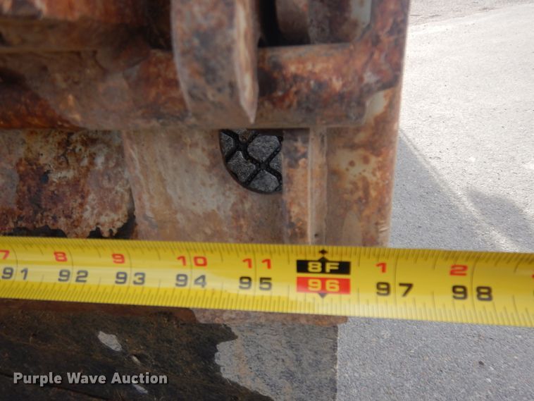 image for item DM5287 1994 Peterbilt 378  dump truck