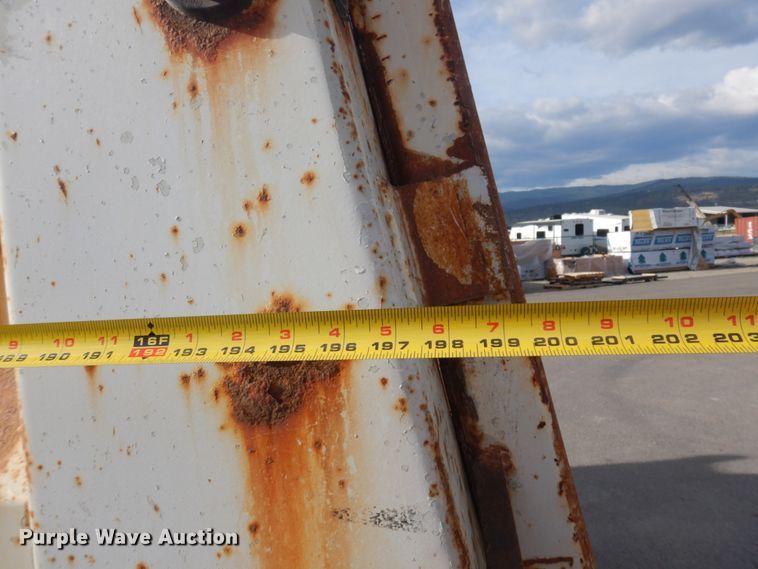 image for item DM5287 1994 Peterbilt 378  dump truck