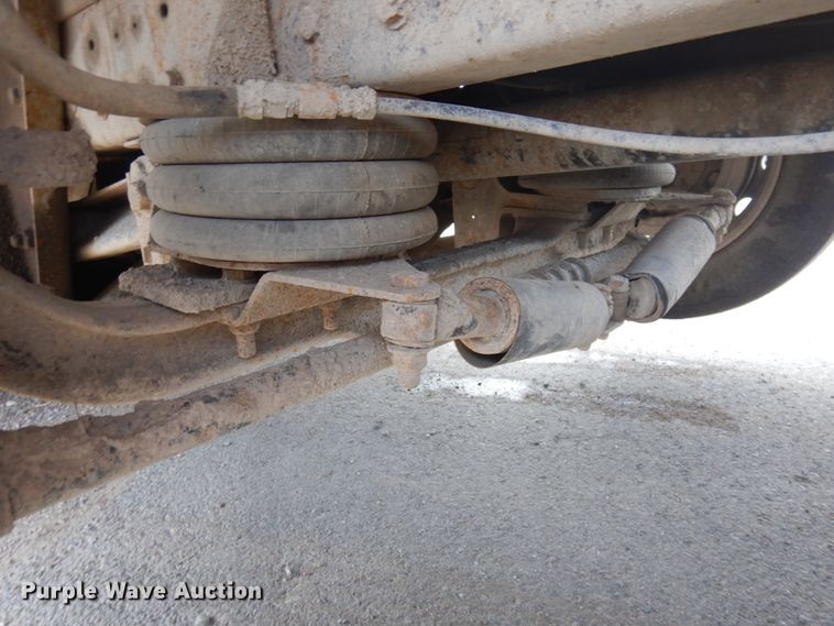 image for item DM5287 1994 Peterbilt 378  dump truck