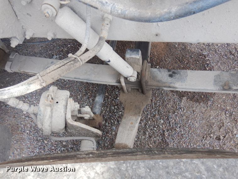 image for item DM5287 1994 Peterbilt 378  dump truck