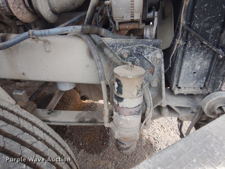 image for item DM5287 1994 Peterbilt 378  dump truck