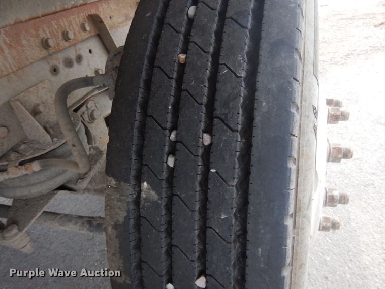 image for item DM5287 1994 Peterbilt 378  dump truck