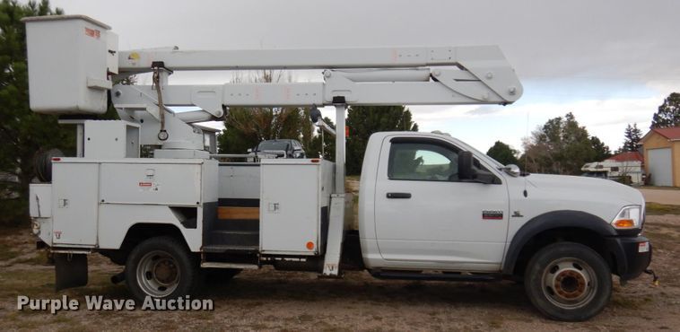 image for item DM5288 2011 Dodge Ram 5500HD  bucket truck