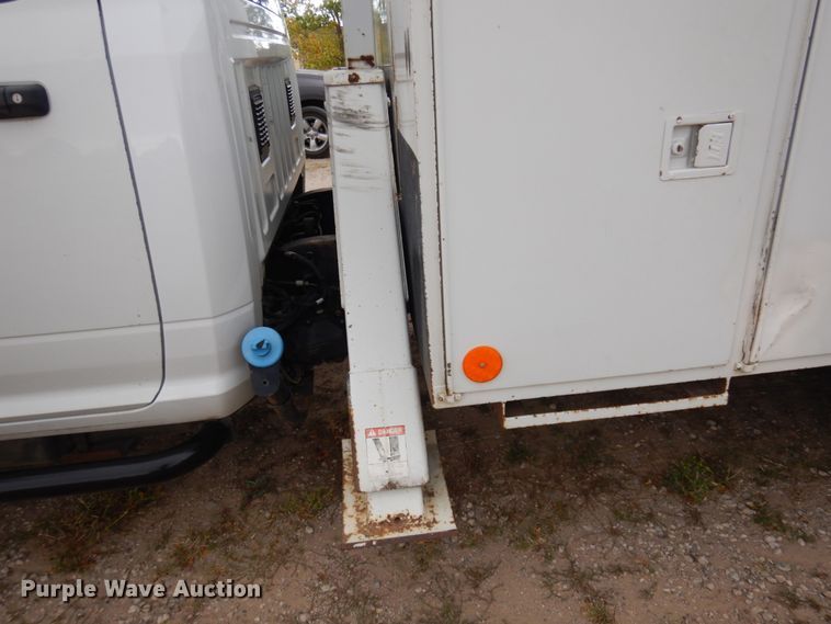 image for item DM5288 2011 Dodge Ram 5500HD  bucket truck