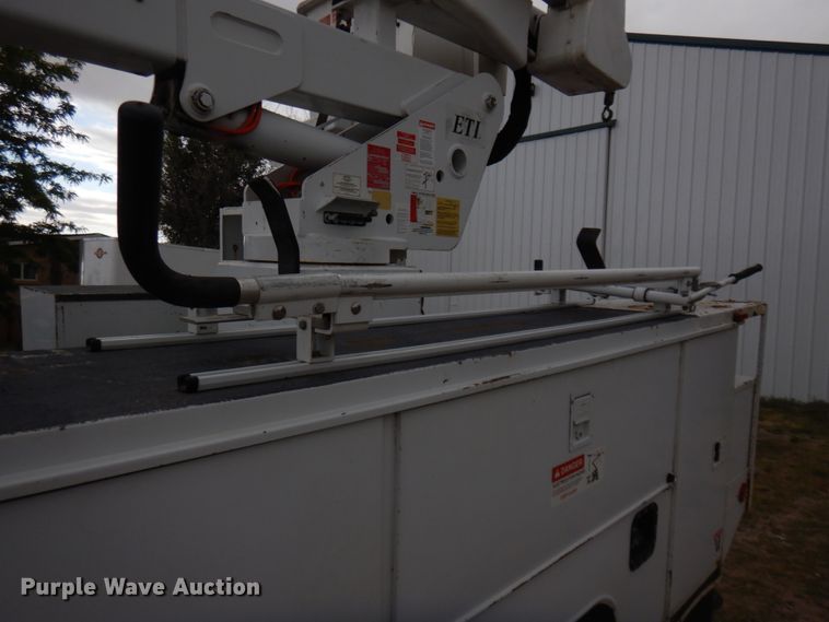 image for item DM5288 2011 Dodge Ram 5500HD  bucket truck