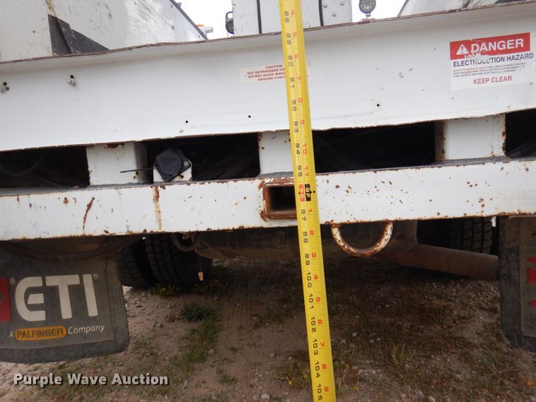 image for item DM5288 2011 Dodge Ram 5500HD  bucket truck