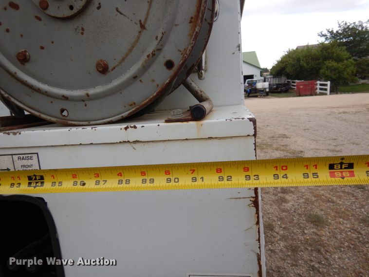 image for item DM5288 2011 Dodge Ram 5500HD  bucket truck