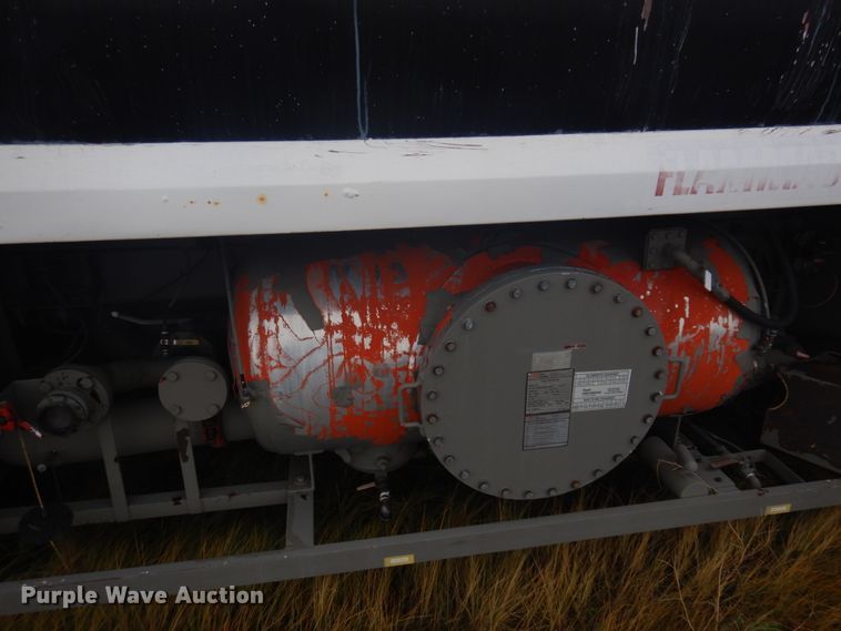 image for item DM5292 1975 International Cargo Star  fuel truck