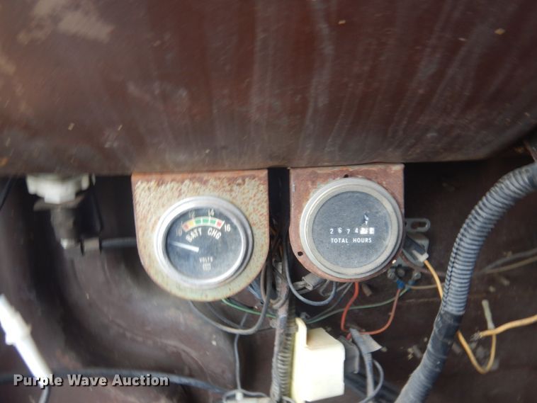 image for item DM5292 1975 International Cargo Star  fuel truck