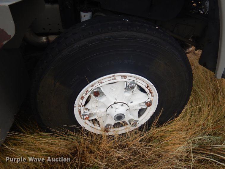 image for item DM5292 1975 International Cargo Star  fuel truck