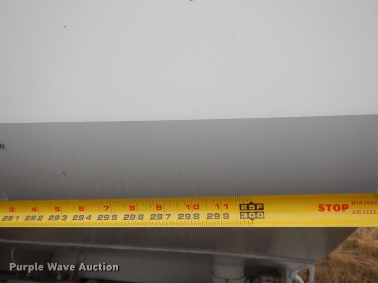 image for item DM5293 GMC  fuel truck