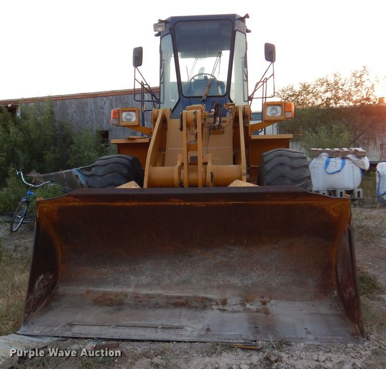 image for item DM6459 Komatsu WA250-1  wheel loader