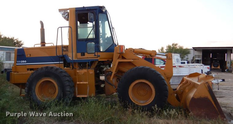 image for item DM6459 Komatsu WA250-1  wheel loader