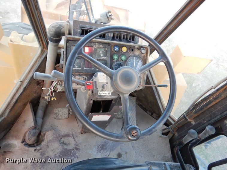 image for item DM6459 Komatsu WA250-1  wheel loader