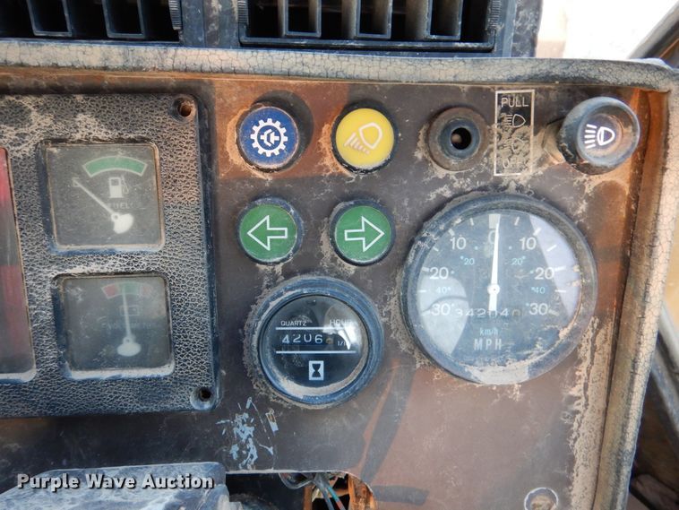 image for item DM6459 Komatsu WA250-1  wheel loader