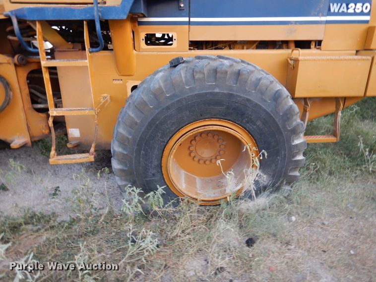 image for item DM6459 Komatsu WA250-1  wheel loader