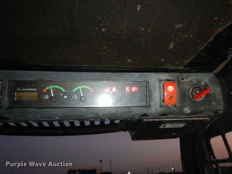 image for item DM6462 2009 John Deere CT315  tracked skid steer loader