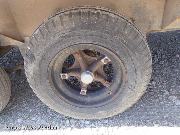 image for item DN1939 1995 Wells Cargo  jobsite trailer