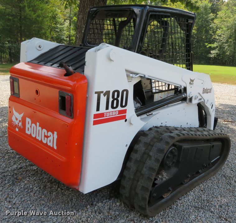 image for item DN5984 2005 Bobcat T180  tracked skid steer loader