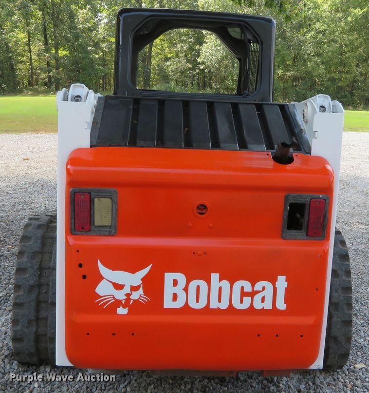 image for item DN5984 2005 Bobcat T180  tracked skid steer loader