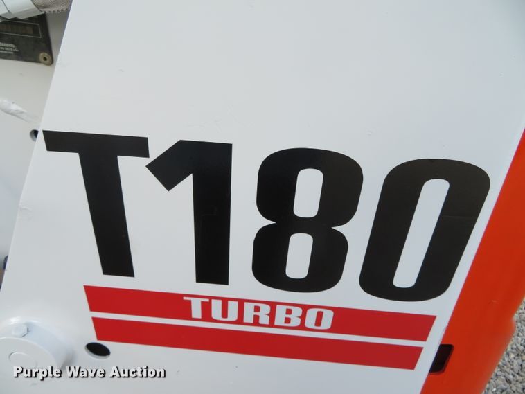 image for item DN5984 2005 Bobcat T180  tracked skid steer loader