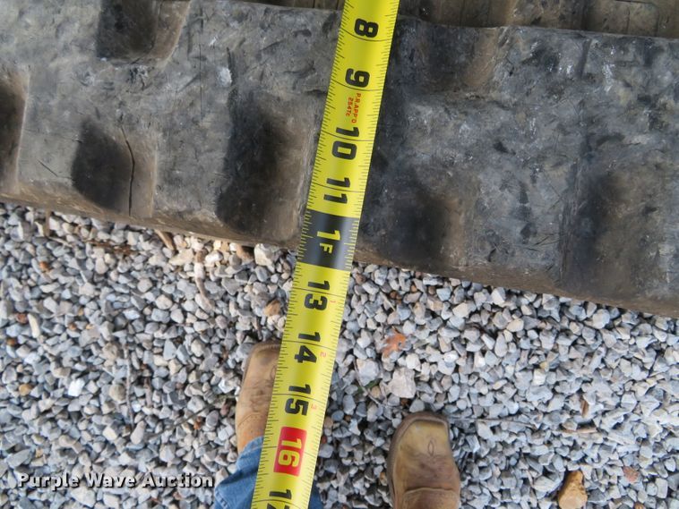 image for item DN5984 2005 Bobcat T180  tracked skid steer loader