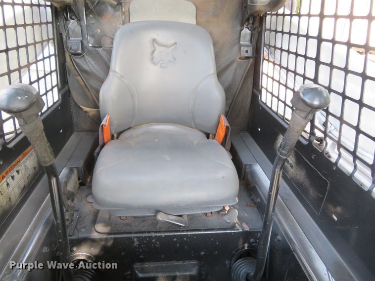 image for item DN5984 2005 Bobcat T180  tracked skid steer loader