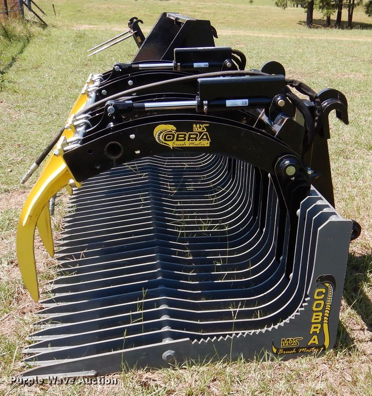 image for item ED9857 2016 MDS CBM3-96  8' W rock grapple bucket