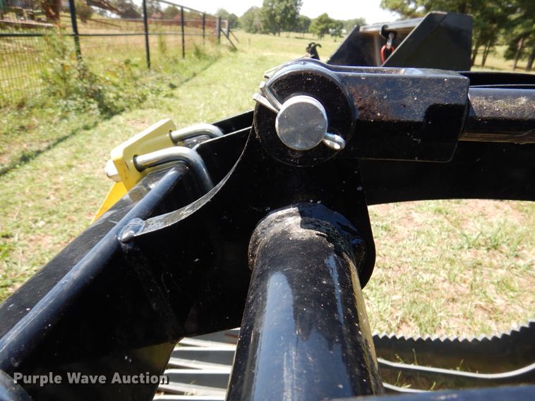 image for item ED9857 2016 MDS CBM3-96  8' W rock grapple bucket