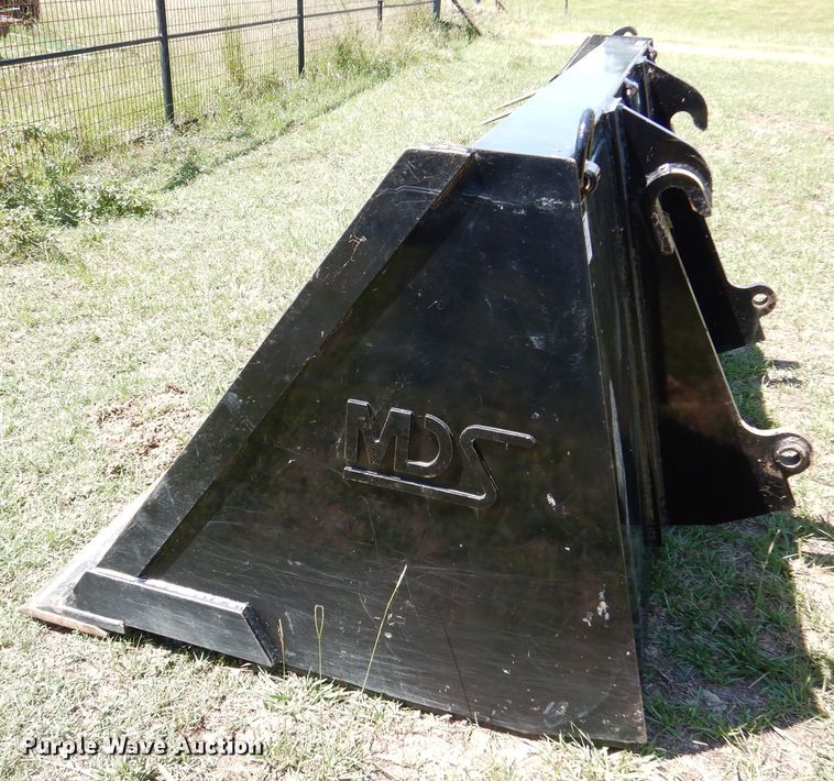 image for item ED9858 MDS 7420B-80-200  8' W bucket