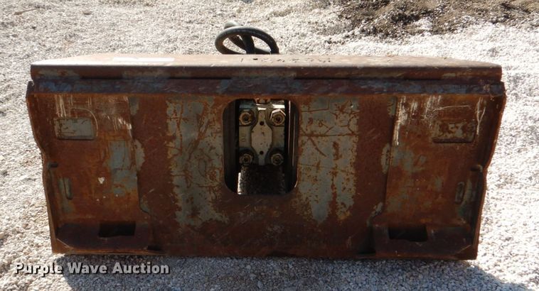 image for item HD9757 TOP 35  skid steer breaker