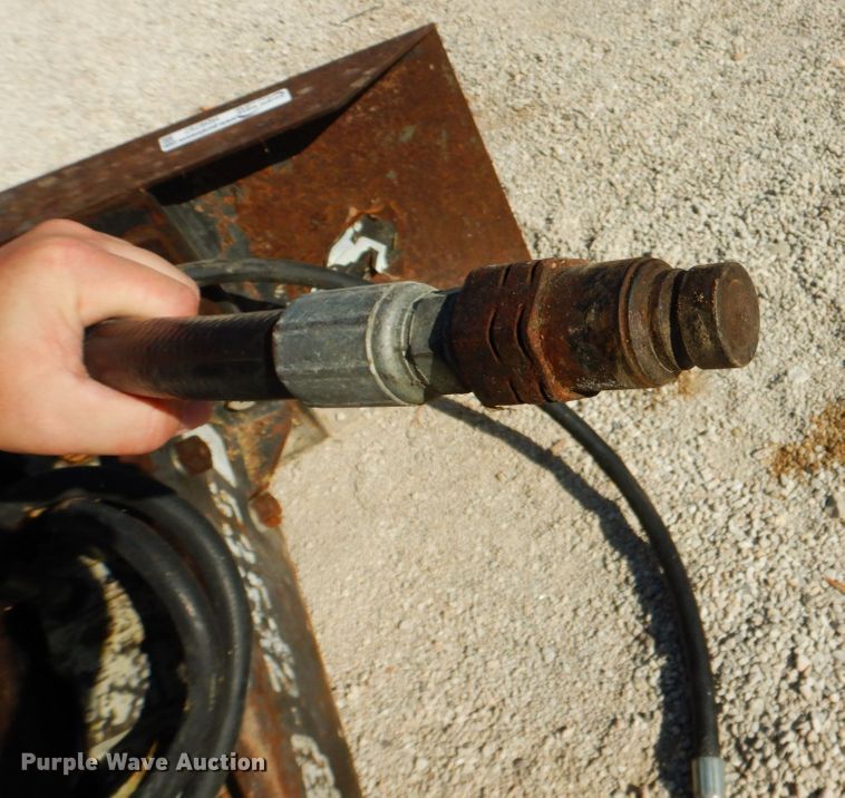 image for item HD9757 TOP 35  skid steer breaker