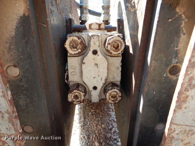 image for item HD9757 TOP 35  skid steer breaker