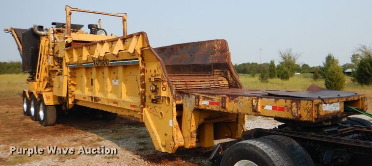 image for item HT9424 2004 Vermeer HG6000  horizontal grinder