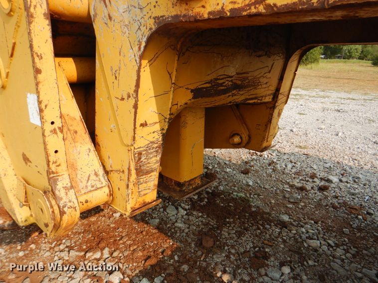 image for item HT9424 2004 Vermeer HG6000  horizontal grinder