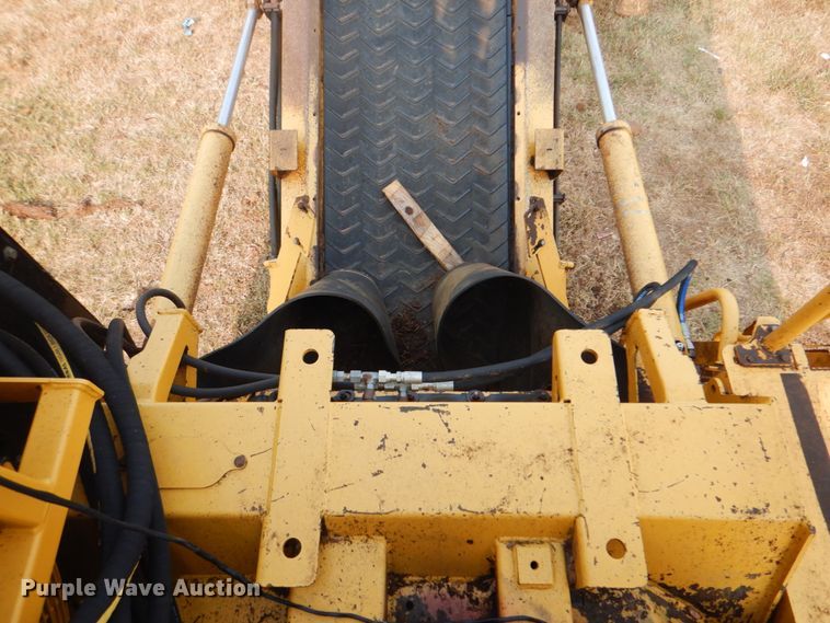 image for item HT9424 2004 Vermeer HG6000  horizontal grinder