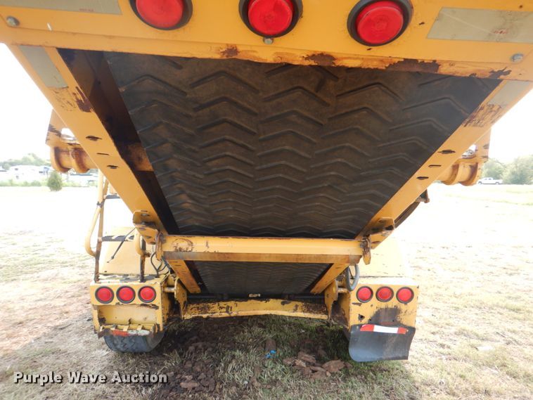 image for item HT9424 2004 Vermeer HG6000  horizontal grinder