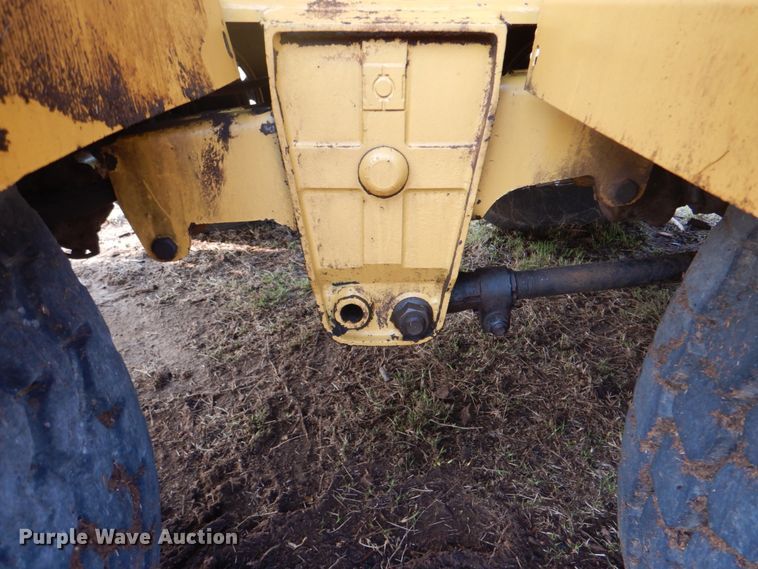 image for item HT9424 2004 Vermeer HG6000  horizontal grinder