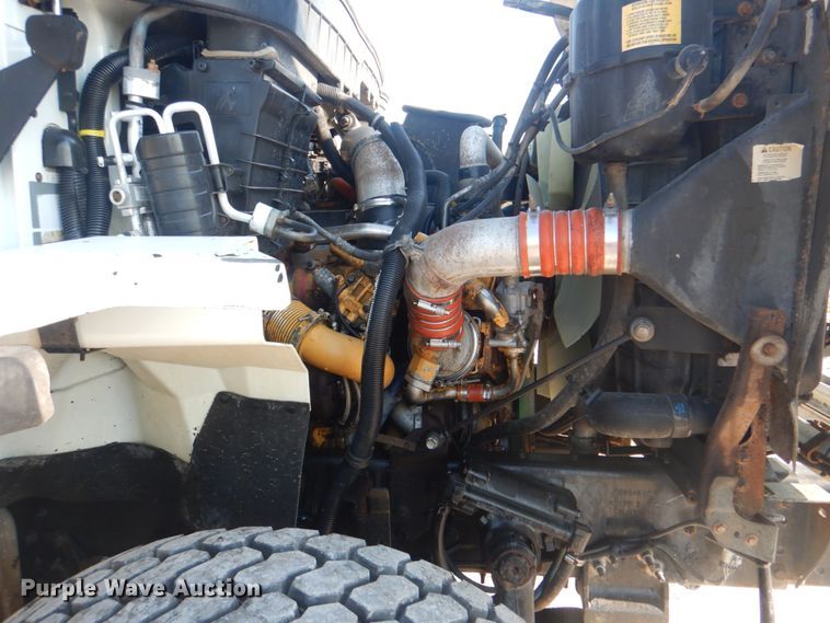 image for item HT9433 2011 International WorkStar 7600  vacuum truck