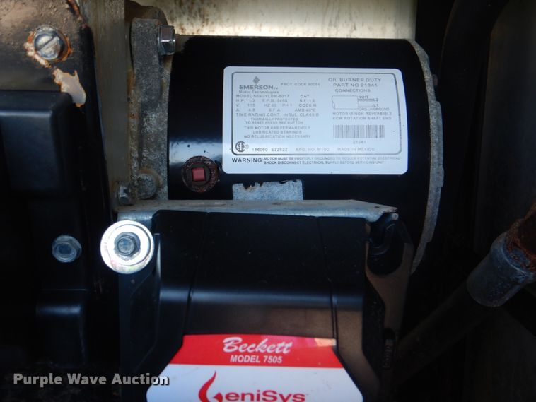 image for item HT9433 2011 International WorkStar 7600  vacuum truck