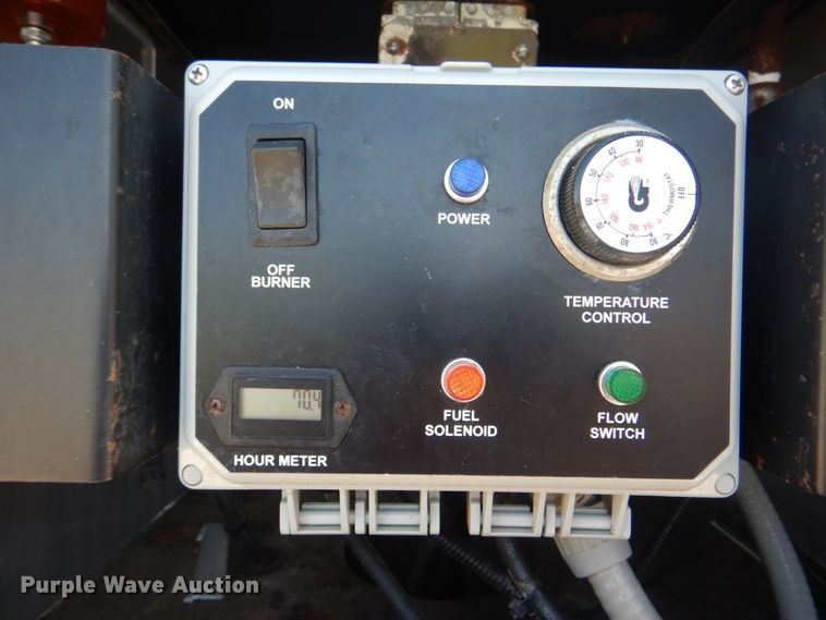 image for item HT9433 2011 International WorkStar 7600  vacuum truck