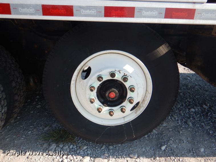 image for item HT9433 2011 International WorkStar 7600  vacuum truck