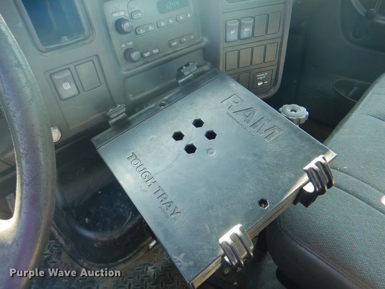 image for item HT9434 2006 Chevrolet C4500  bucket truck