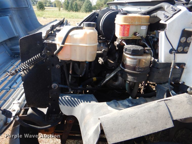 image for item HT9434 2006 Chevrolet C4500  bucket truck