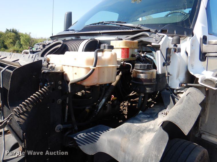 image for item HT9434 2006 Chevrolet C4500  bucket truck