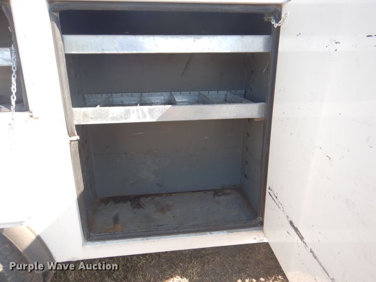 image for item HT9434 2006 Chevrolet C4500  bucket truck