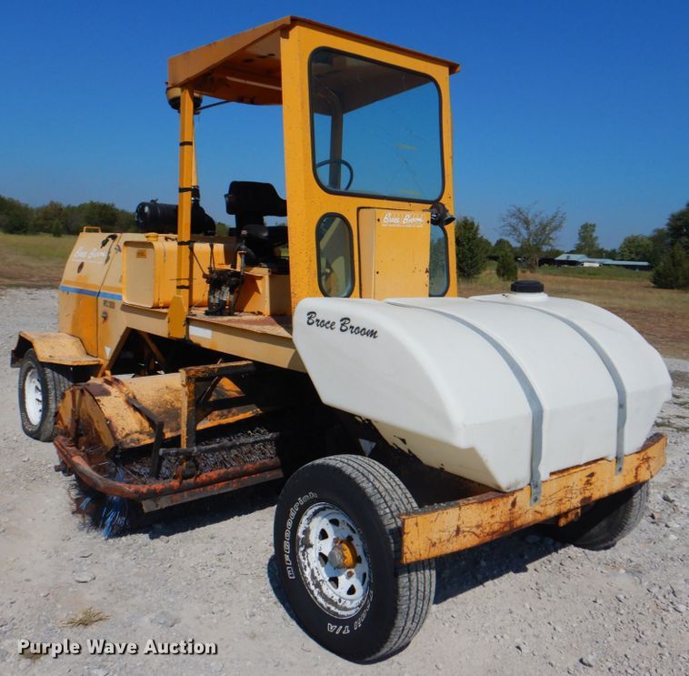 image for item HT9435 Broce RC350  broom