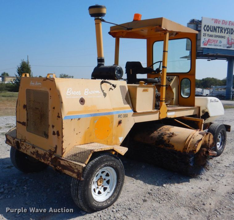 image for item HT9435 Broce RC350  broom